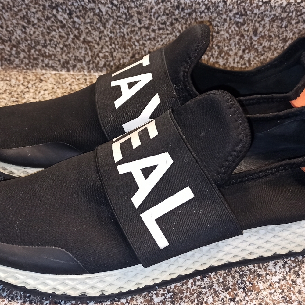 Zara sneakers mens 42 / sz 9
